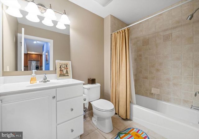 200 FULLING DR, Chadds Ford, PA 19317