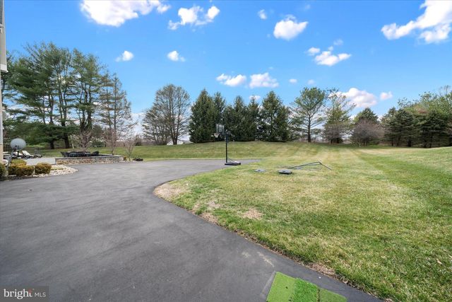 200 FULLING DR, Chadds Ford, PA 19317