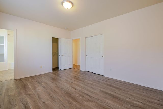 1263 NE 4th Street, Redmond, OR 97756