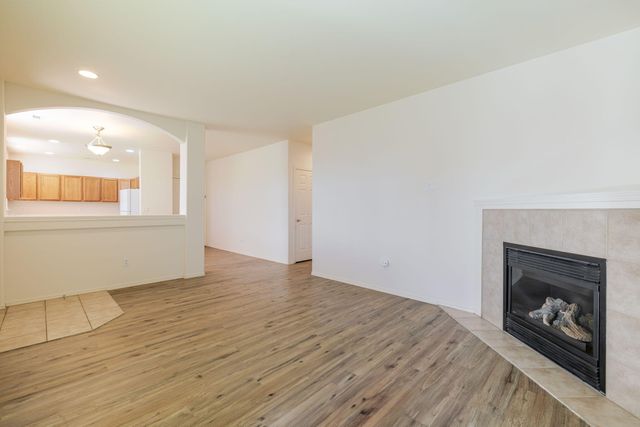 1263 NE 4th Street, Redmond, OR 97756