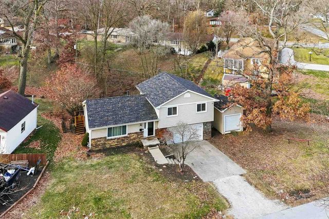 610 Forest Rd Road, East Moline, IL 61244