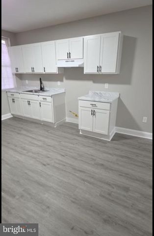 2125 E OLIVER ST, Baltimore, MD 21213