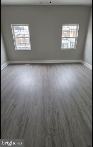 2125 E OLIVER ST, Baltimore, MD 21213