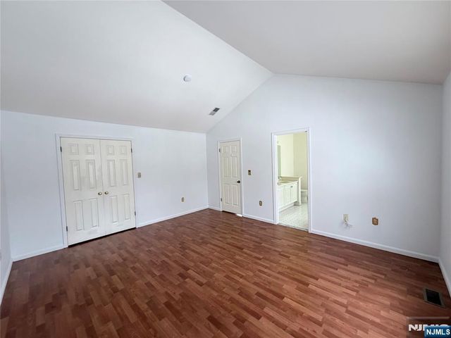 123 Bobolink Court, Wayne, NJ 07470