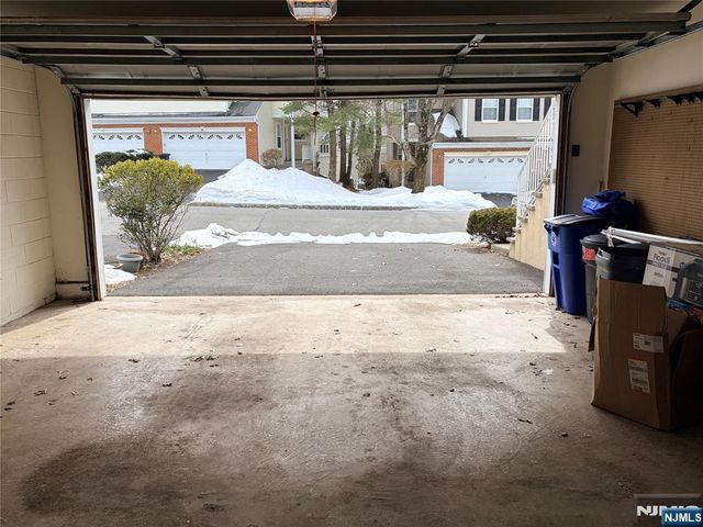 123 Bobolink Court, Wayne, NJ 07470