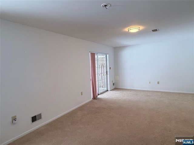 123 Bobolink Court, Wayne, NJ 07470