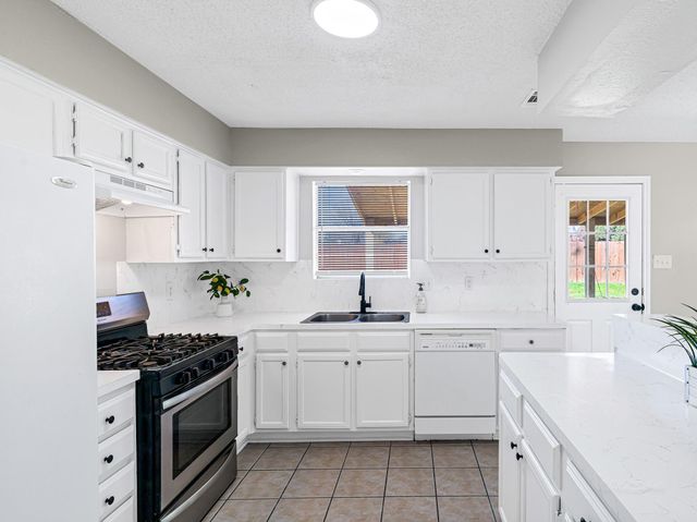 6851 Drewlaine Fields Lane, Katy, TX 77449