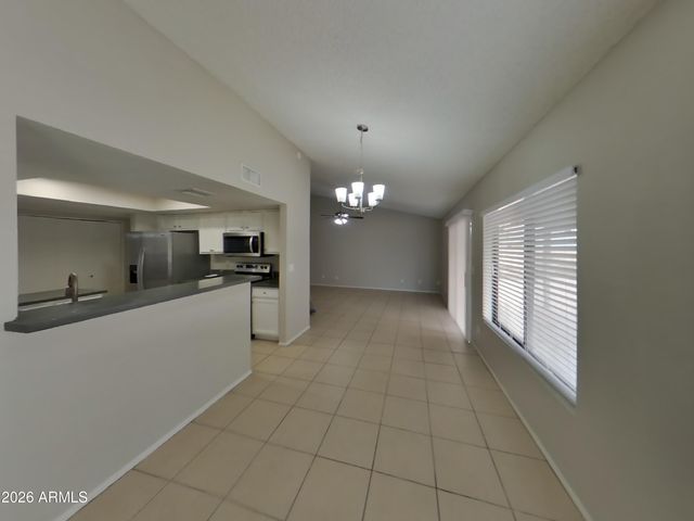 7631 W CHERYL Drive, Peoria, AZ 85345