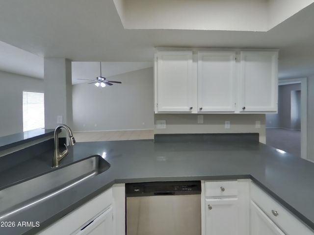 7631 W CHERYL Drive, Peoria, AZ 85345