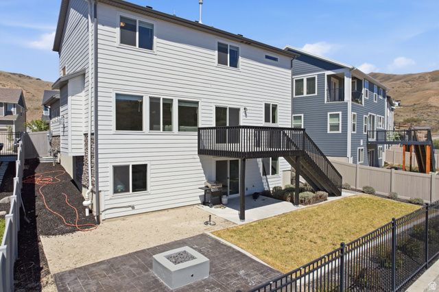 2137 W NORTHRIDGE DR, Lehi, UT 84048