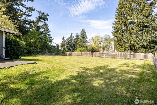 6725 La Bello Drive, Lynden, WA 98264