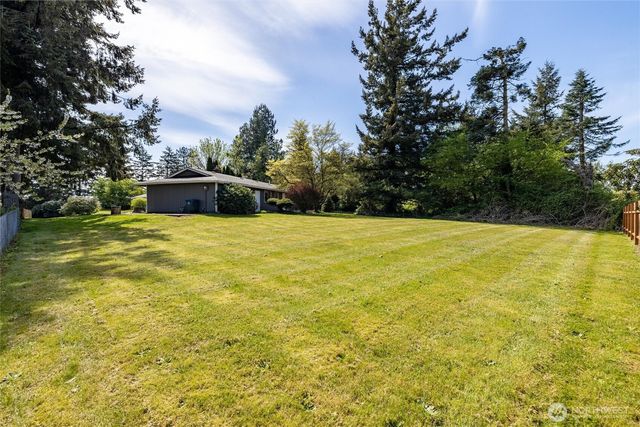 6725 La Bello Drive, Lynden, WA 98264