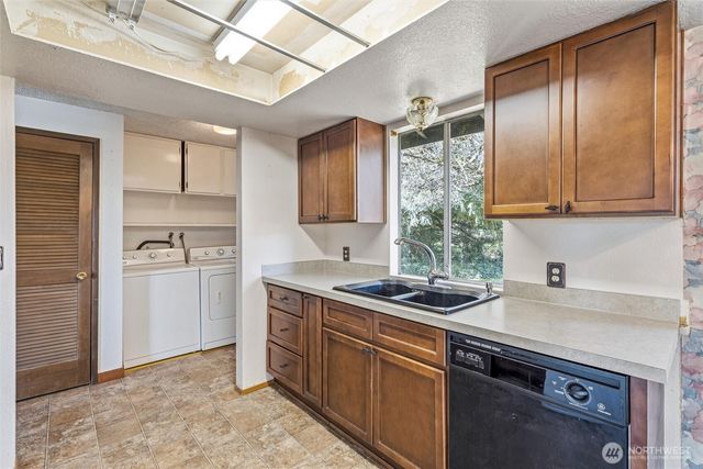 6725 La Bello Drive, Lynden, WA 98264