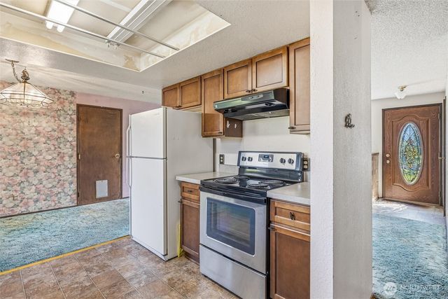 6725 La Bello Drive, Lynden, WA 98264