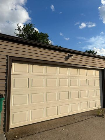 3317 S Brookhollow Court, Oklahoma City, OK 73120