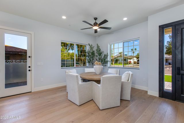 3834 N 34TH Street, Phoenix, AZ 85018