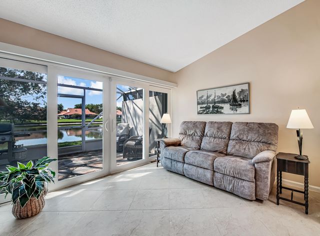 7690 Majestic Palm Drive, Boynton Beach, FL 33437