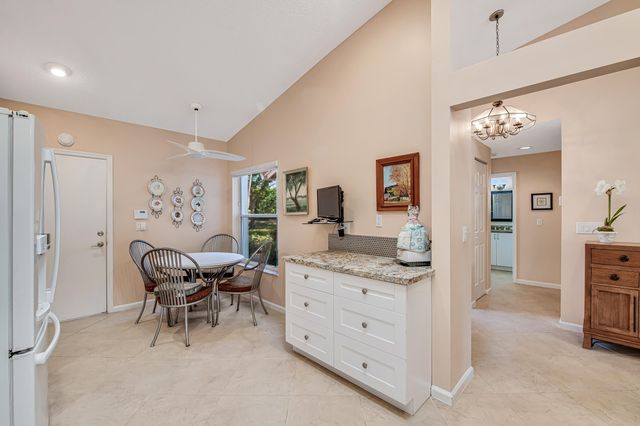 7690 Majestic Palm Drive, Boynton Beach, FL 33437