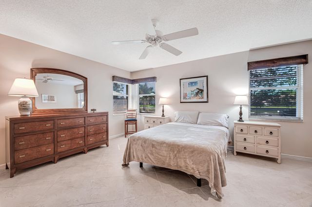 7690 Majestic Palm Drive, Boynton Beach, FL 33437