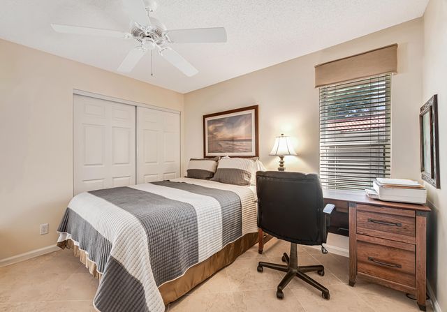 7690 Majestic Palm Drive, Boynton Beach, FL 33437