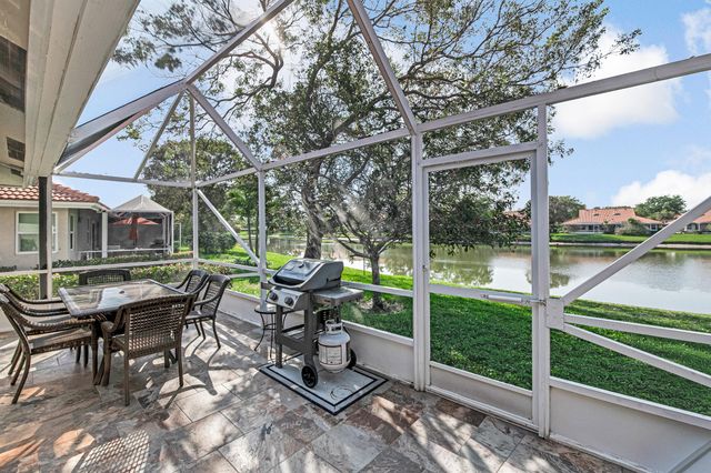 7690 Majestic Palm Drive, Boynton Beach, FL 33437