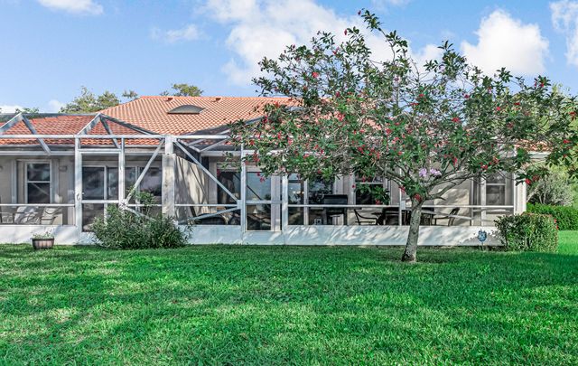 7690 Majestic Palm Drive, Boynton Beach, FL 33437