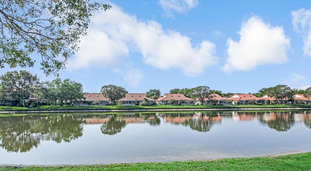 7690 Majestic Palm Drive, Boynton Beach, FL 33437