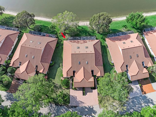 7690 Majestic Palm Drive, Boynton Beach, FL 33437