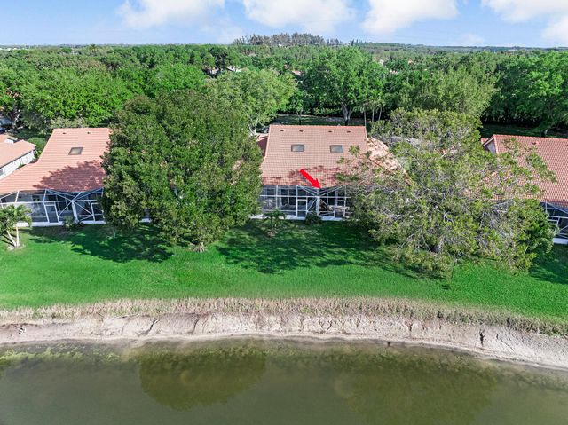 7690 Majestic Palm Drive, Boynton Beach, FL 33437