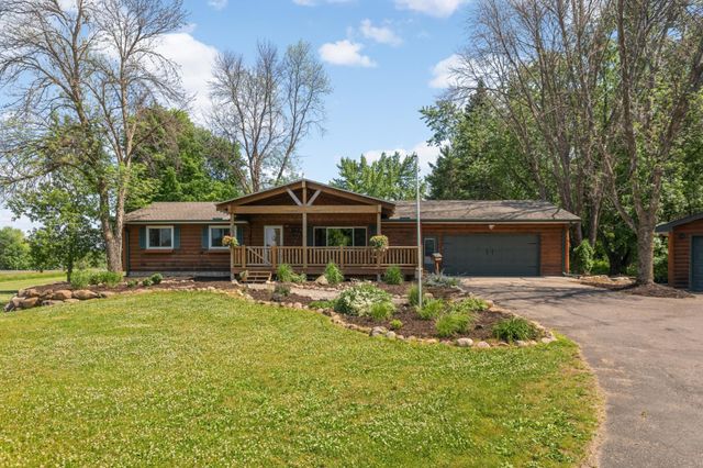 9523 10th Street NE, Saint Michael, MN 55376