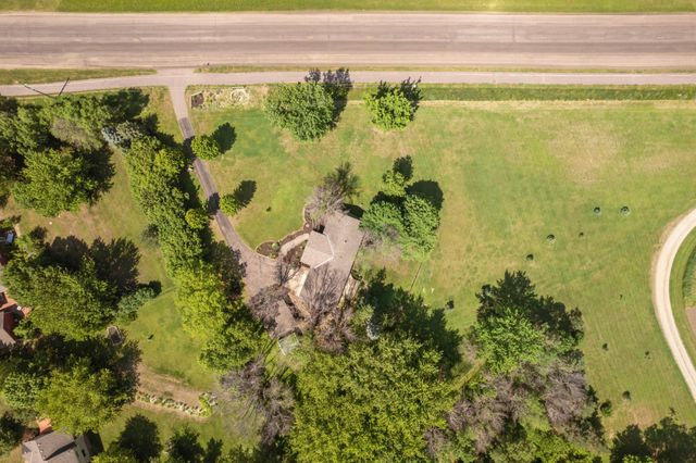 9523 10th Street NE, Saint Michael, MN 55376