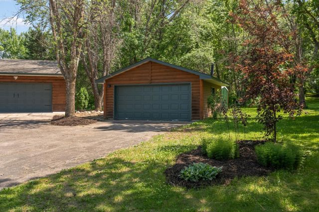 9523 10th Street NE, Saint Michael, MN 55376