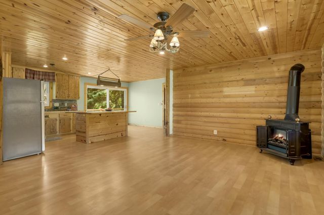 9523 10th Street NE, Saint Michael, MN 55376