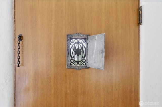 1414 Gregory Way, Bremerton, WA 98337