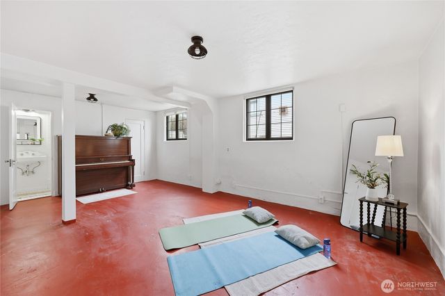 1414 Gregory Way, Bremerton, WA 98337