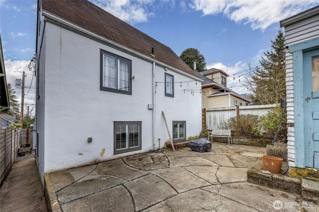 1414 Gregory Way, Bremerton, WA 98337