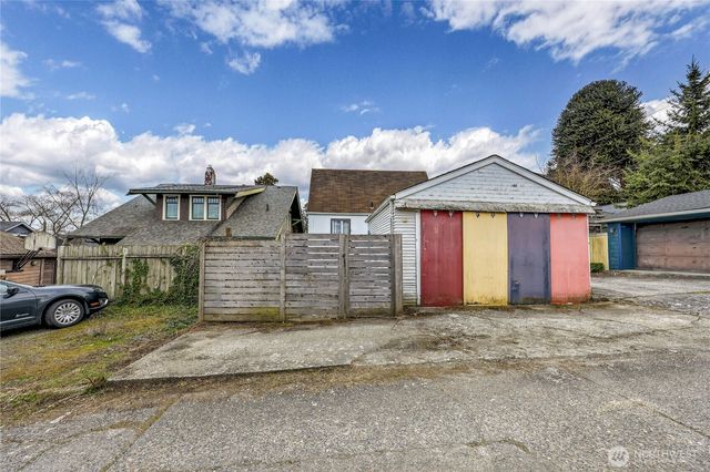 1414 Gregory Way, Bremerton, WA 98337