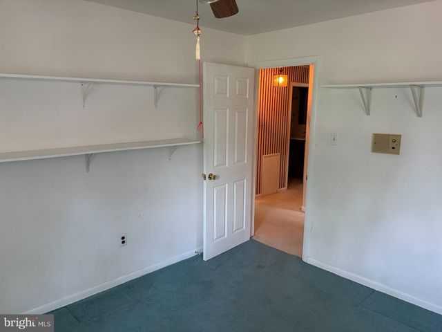 8 COLONIAL DR, Clarksboro, NJ 08020