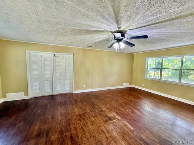 1355 N ANN Avenue, Tallassee, AL 36078