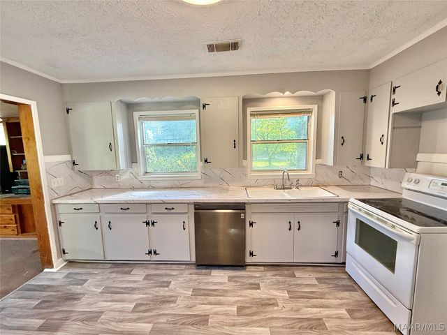 1355 N ANN Avenue, Tallassee, AL 36078