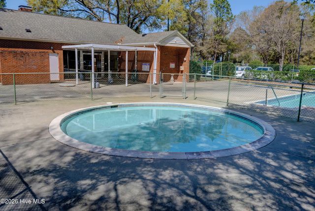 4912 Seabrook Court, Wilmington, NC 28403