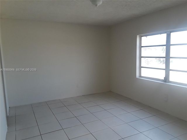 3675 W 11th Ave 316, Hialeah, FL 33012