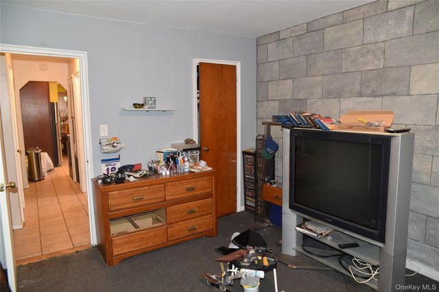 806 Waring Avenue, Bronx, NY 10467