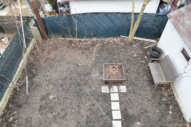 806 Waring Avenue, Bronx, NY 10467