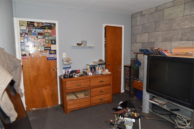 806 Waring Avenue, Bronx, NY 10467