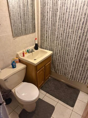 806 Waring Avenue, Bronx, NY 10467