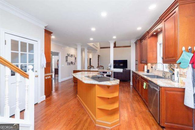 160 Clipper Bay Drive, Alpharetta, GA 30005