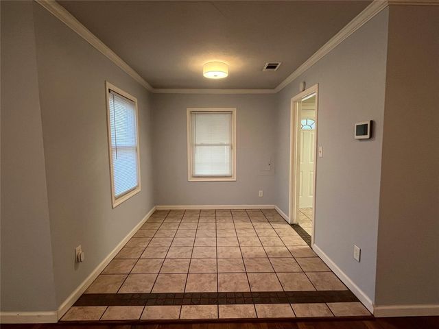 4816 Sherwood Drive, River Oaks, TX 76114