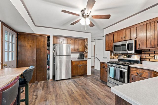 4613 87th PLACE, Kenosha, WI 53142