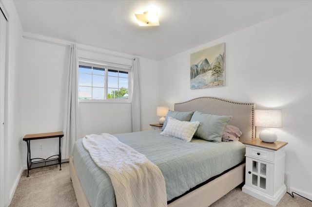 6817 N Standard St, Spokane, WA 99208